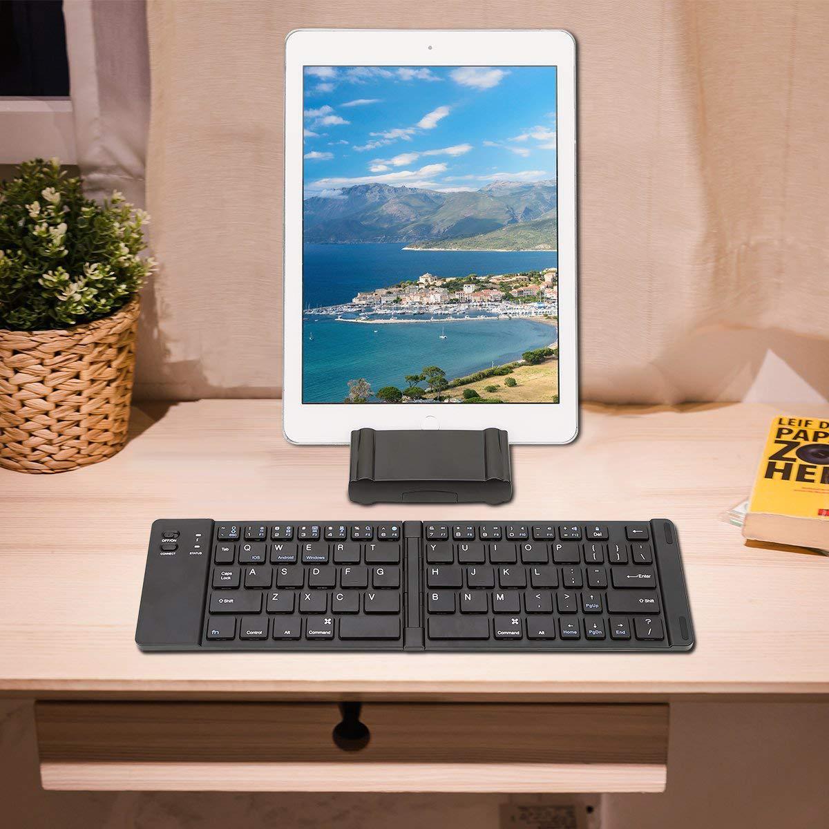 Foldable Bluetooth Keyboard – Mini & Wireless